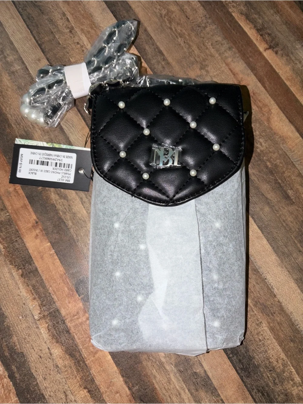 Badgley Mischka Black Quilted Pearl-Accent Phone Pouch NEW WITH TAGS!